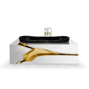 Freistehende Whirlpool-Badewanne aus Edelstahl in Gold mit Zubehörset